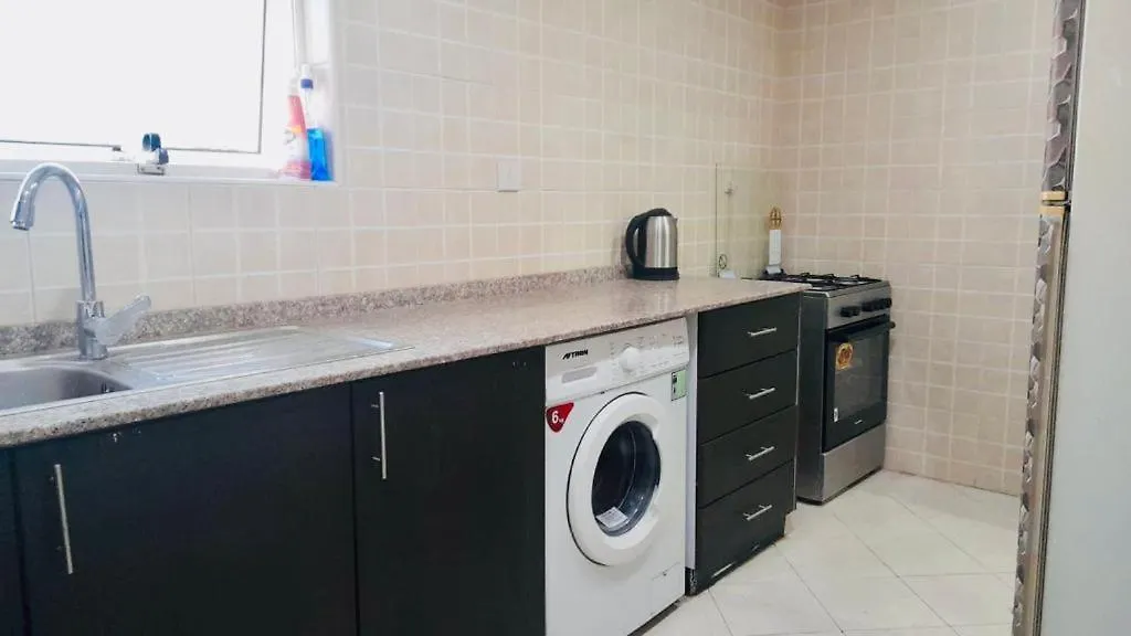 Amazing Couples Partition 7 Min Walking From Mall Of Emirates Dubai United Arab Emirates